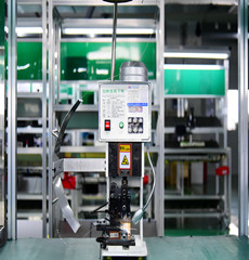 车载生产精密设备7